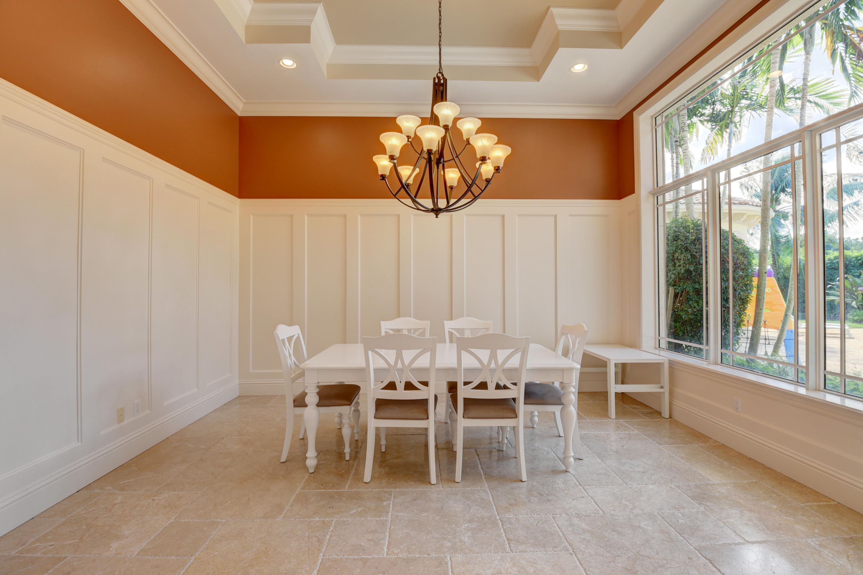 LONG LAKE ESTATES - Residential