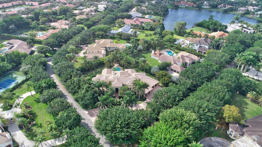 LONG LAKE ESTATES - Residential