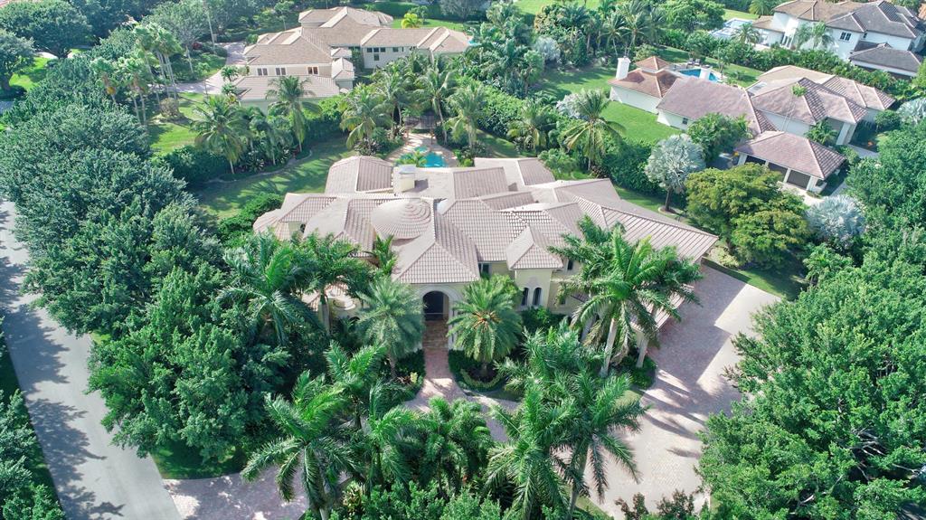 LONG LAKE ESTATES - Residential