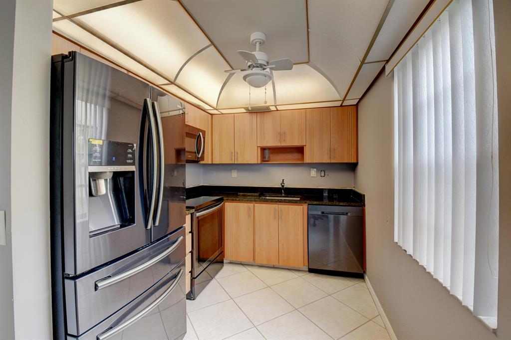 KINGS POINT PIEDMONT CONDOS - Residential