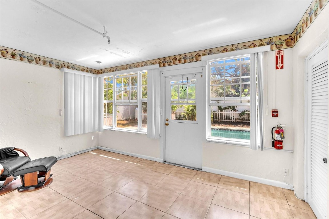 CORAL RIDGE ADD - Residential