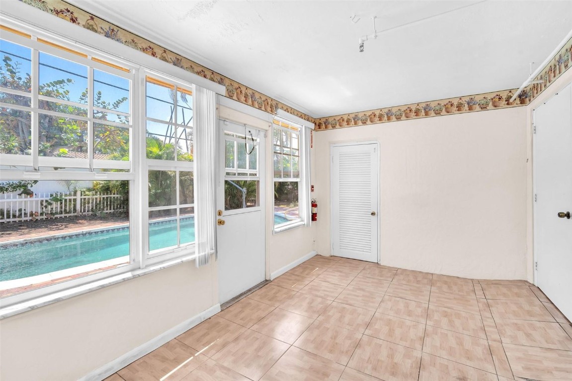 CORAL RIDGE ADD - Residential