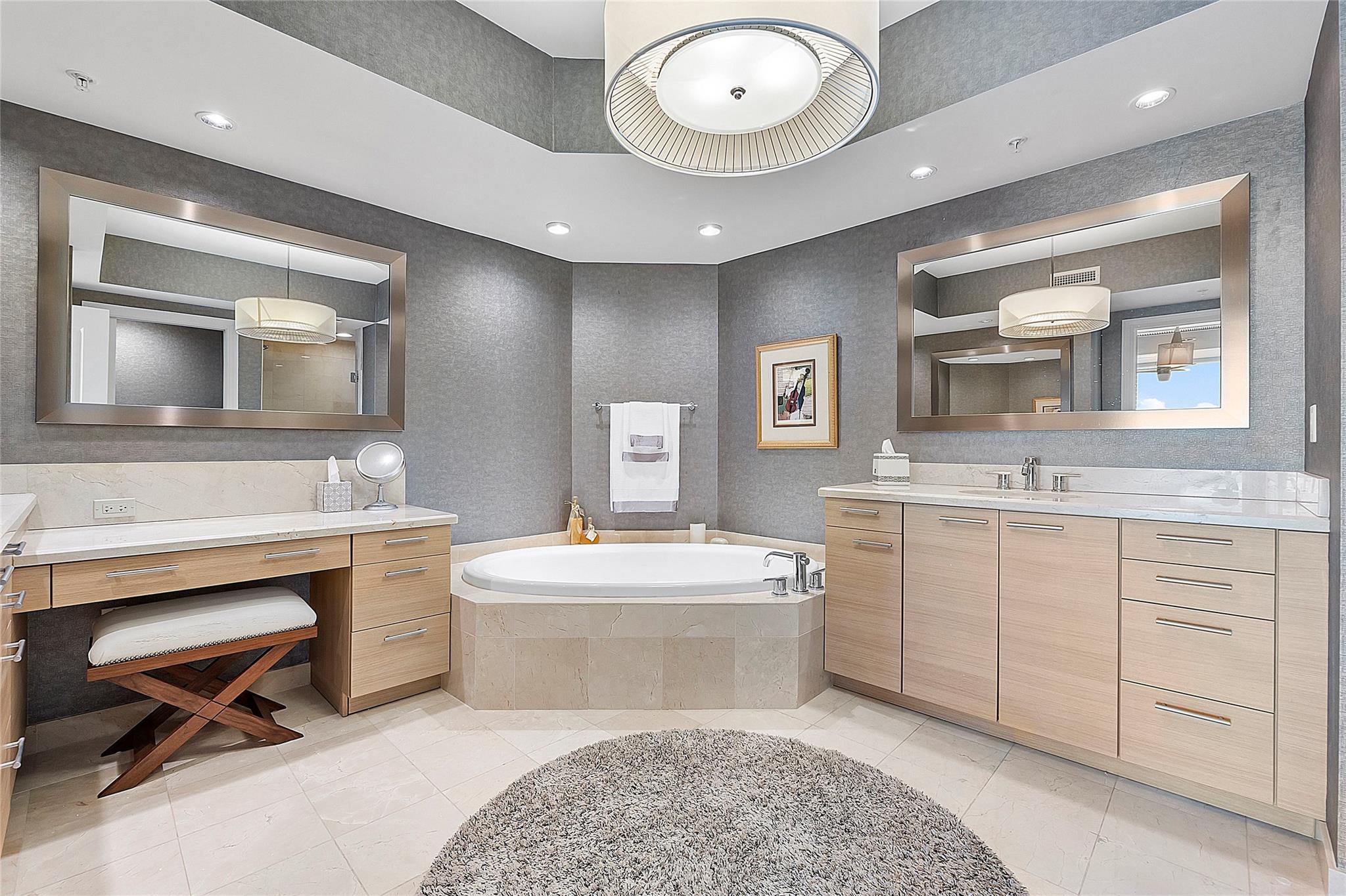 Plaza at Oceanside - Residential