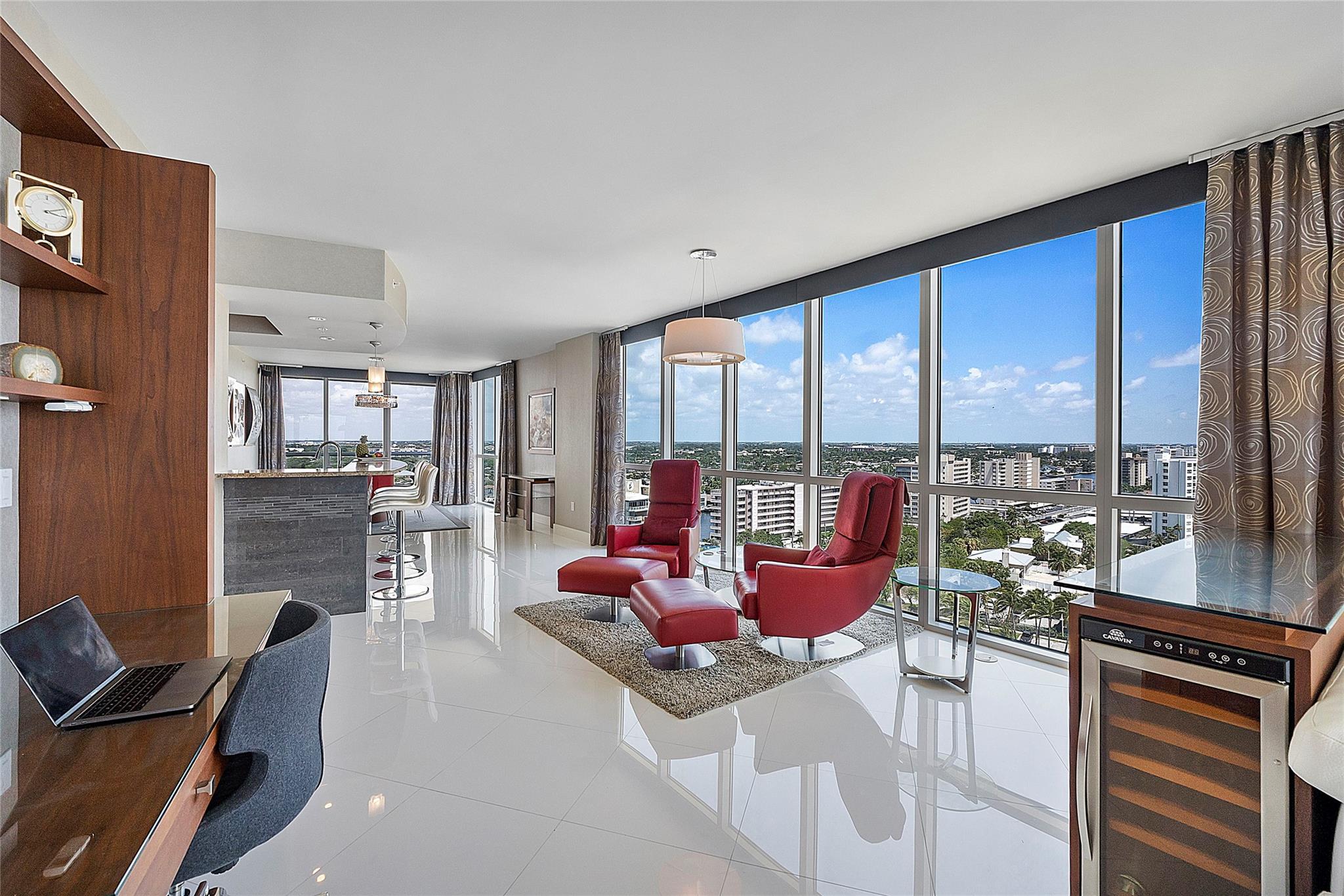 Plaza at Oceanside - Residential