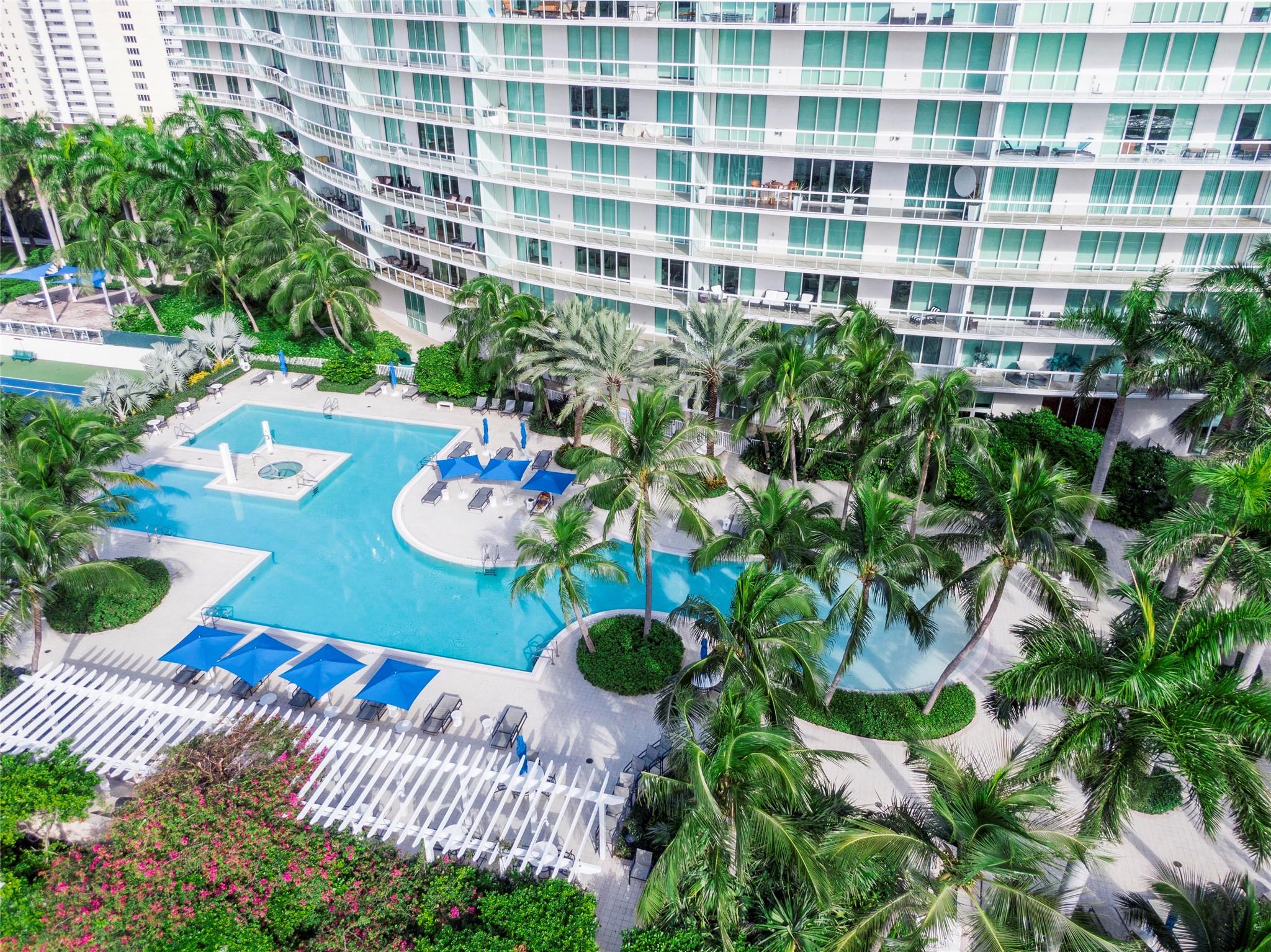 Plaza at Oceanside - Residential