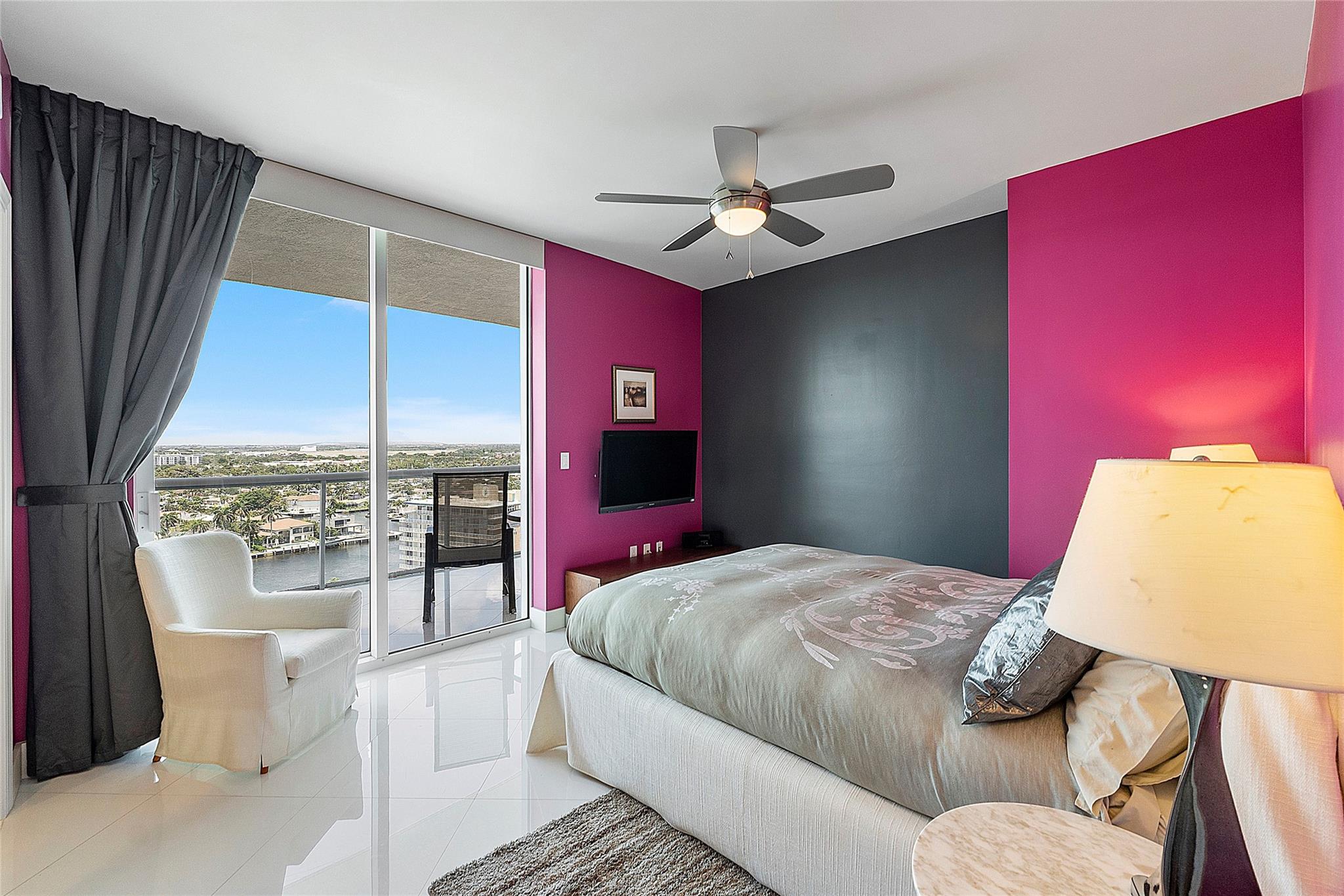 Plaza at Oceanside - Residential