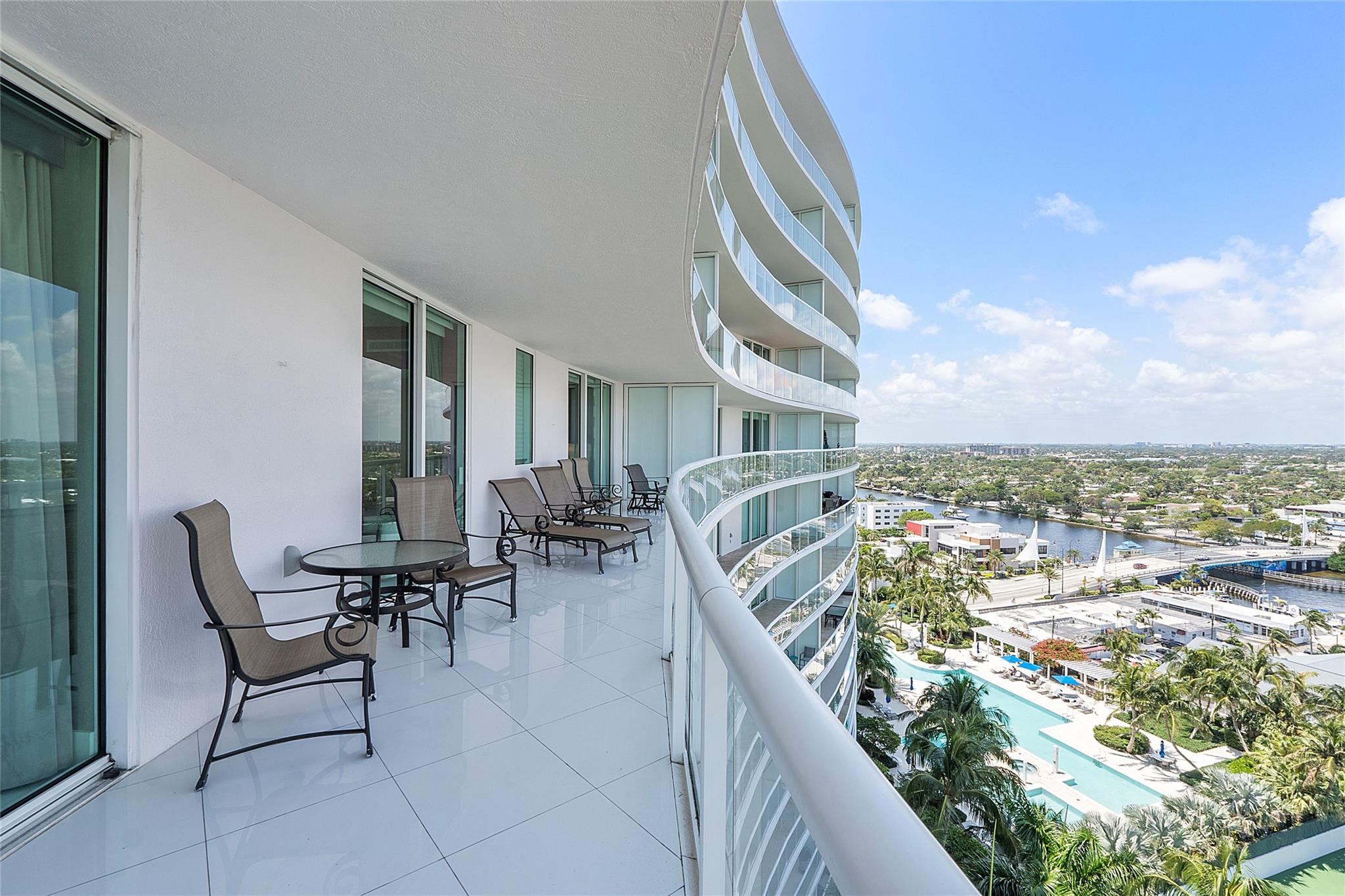 Plaza at Oceanside - Residential