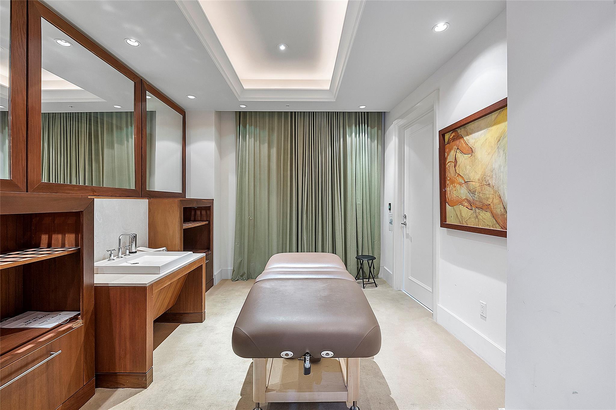 Plaza at Oceanside - Residential