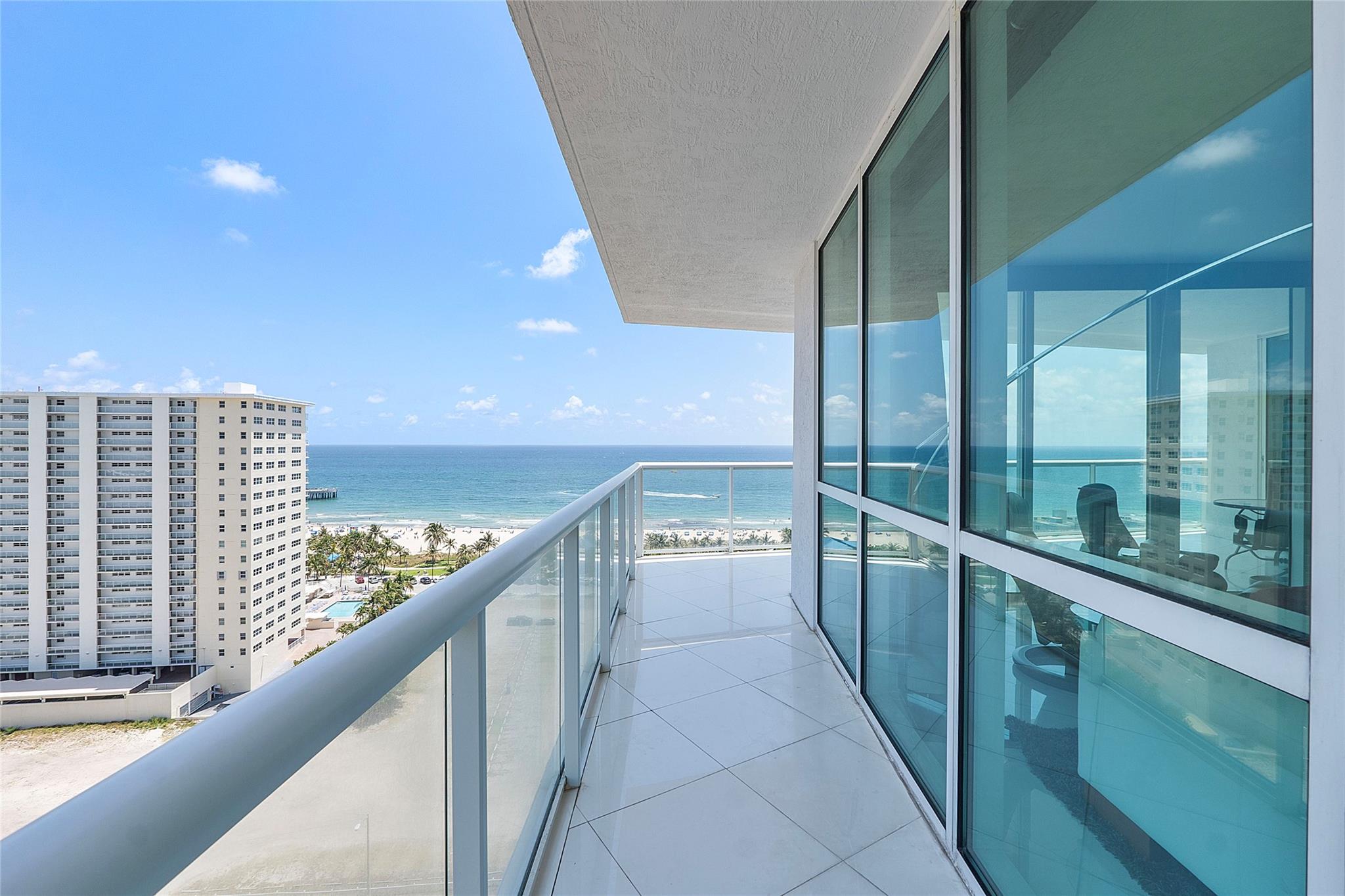 Plaza at Oceanside - Residential