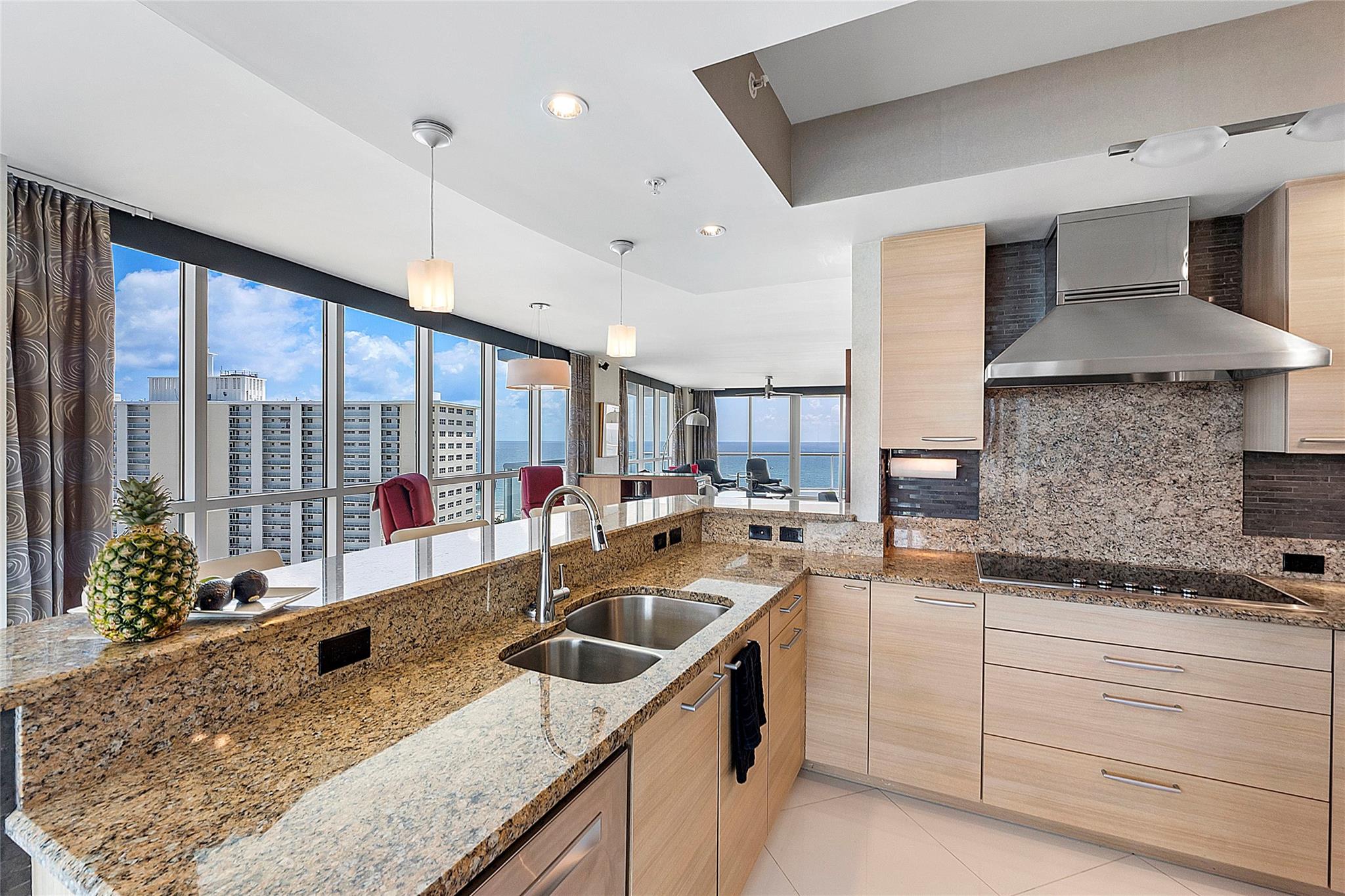 Plaza at Oceanside - Residential