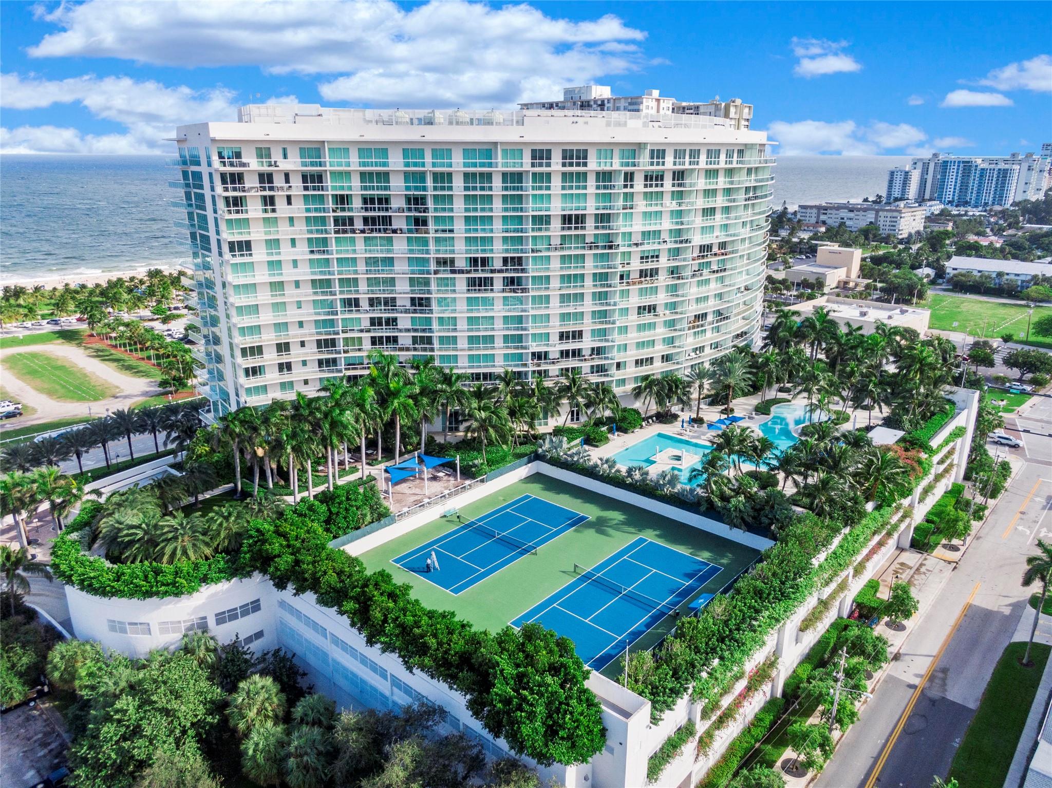 Plaza at Oceanside - Residential