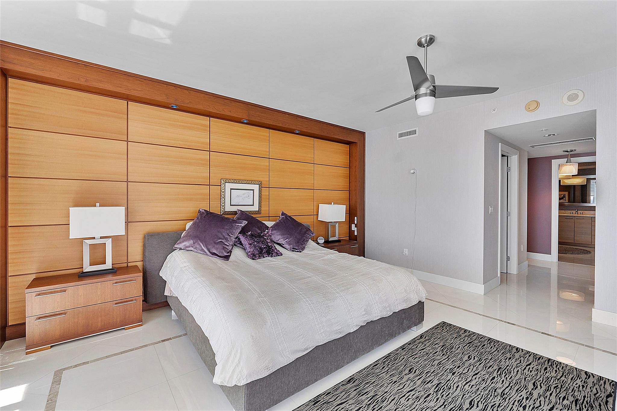 Plaza at Oceanside - Residential