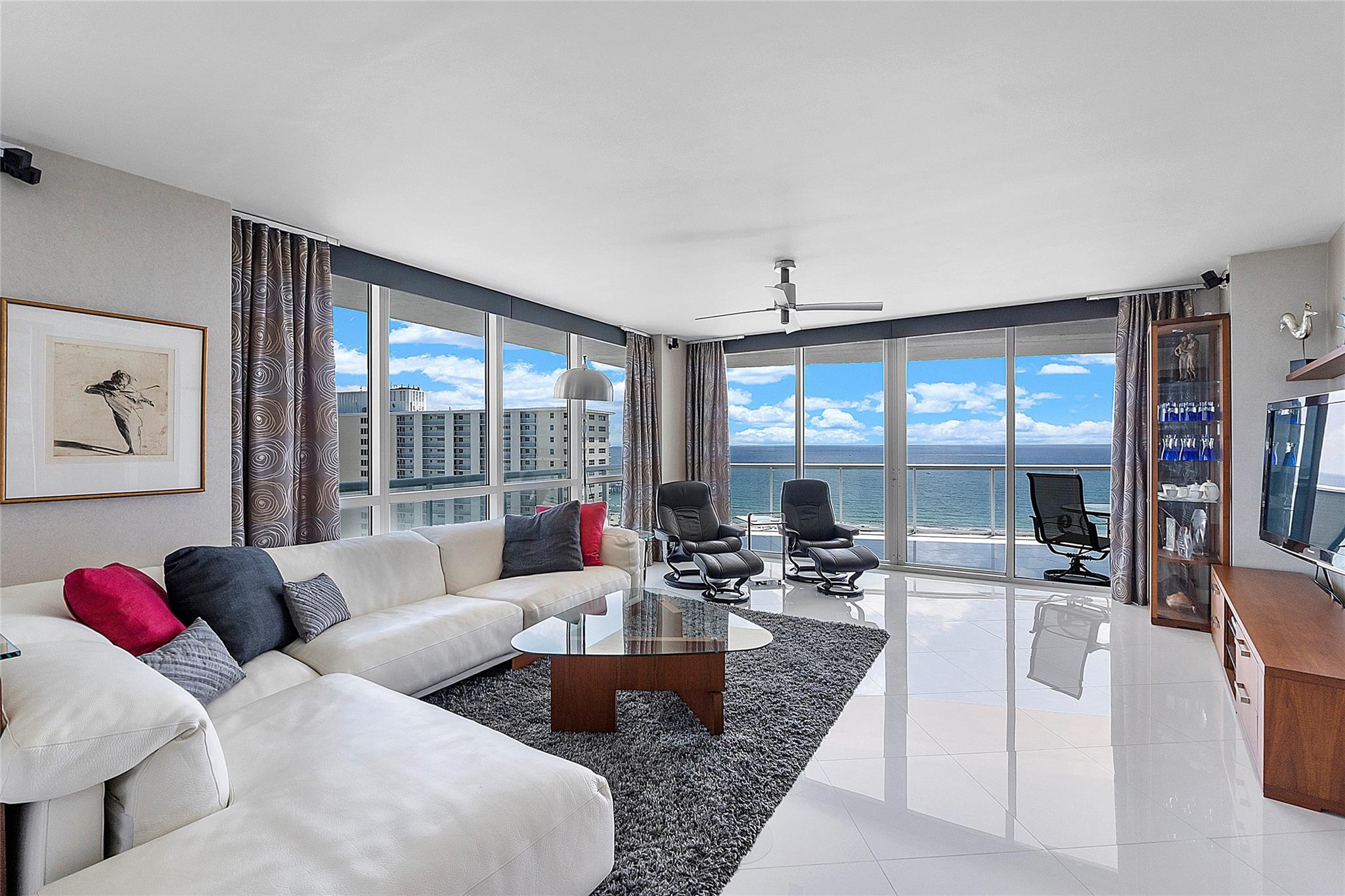 Plaza at Oceanside - Residential