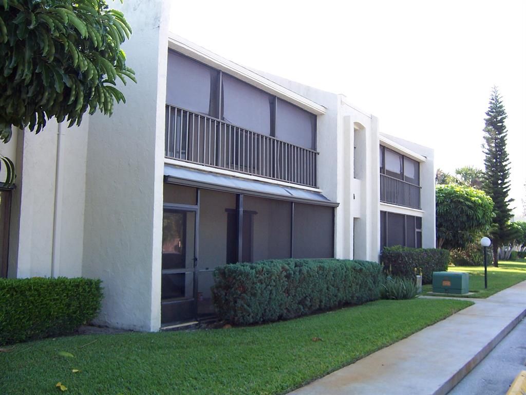 Photo of 150 Pineview Road #J-3, Tequesta, FL 33469 (MLS # R10744568)