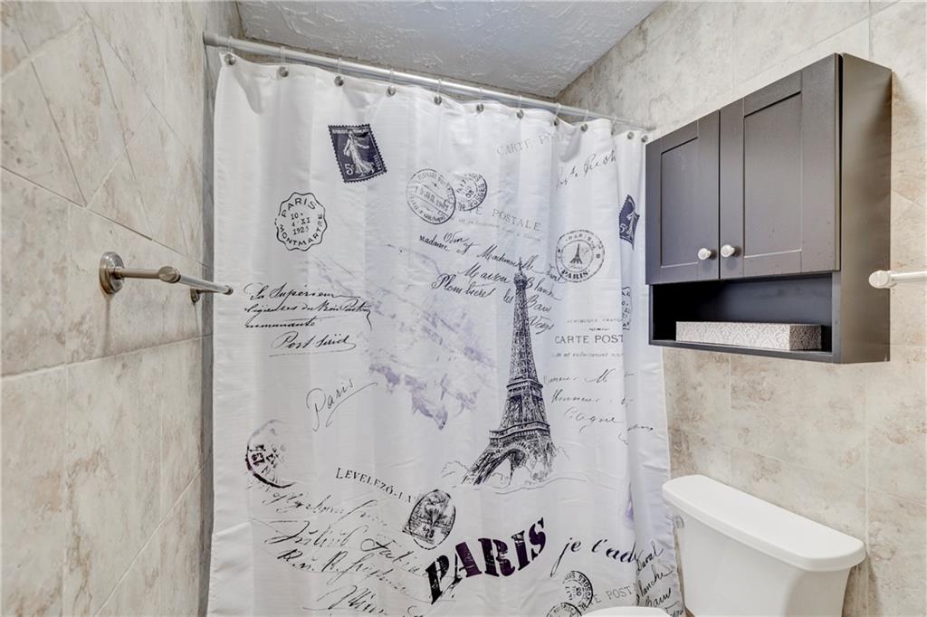 Countrywood 01 - Residential