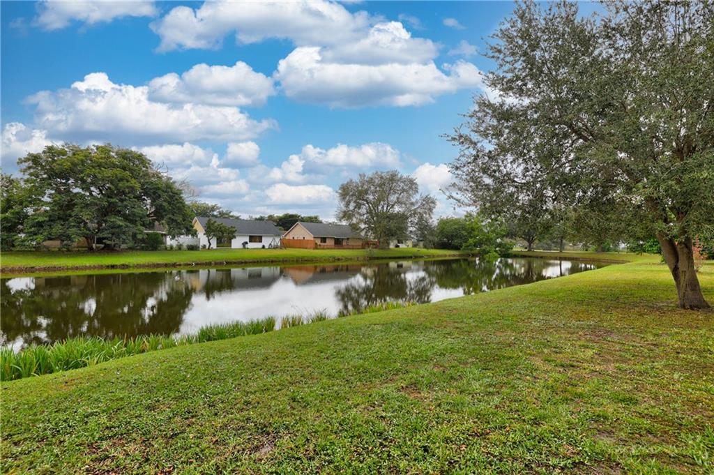 Countrywood 01 - Residential