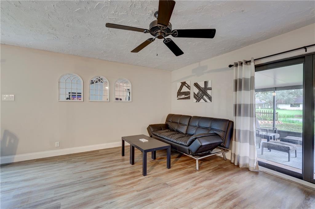 Countrywood 01 - Residential