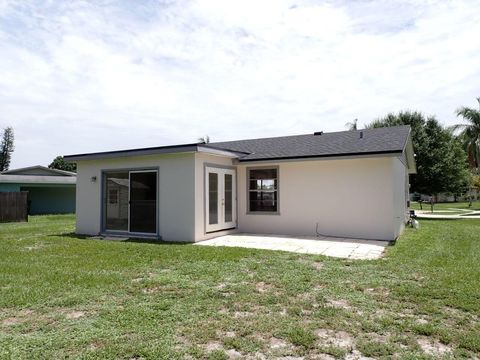 A home in Port St Lucie