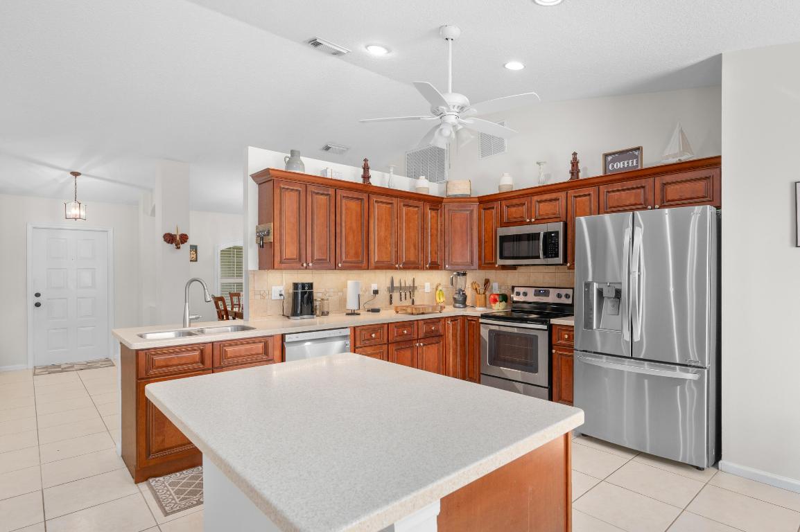 PORT ST LUCIE SECTION 7 - Residential