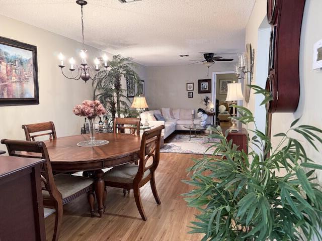 1206 S Lakes End Drive D, Fort Pierce, FL, 34982/$148,000 2 1206 S Lakes End Drive D