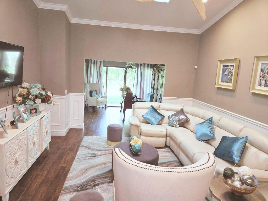 Whisper Walk - Residential