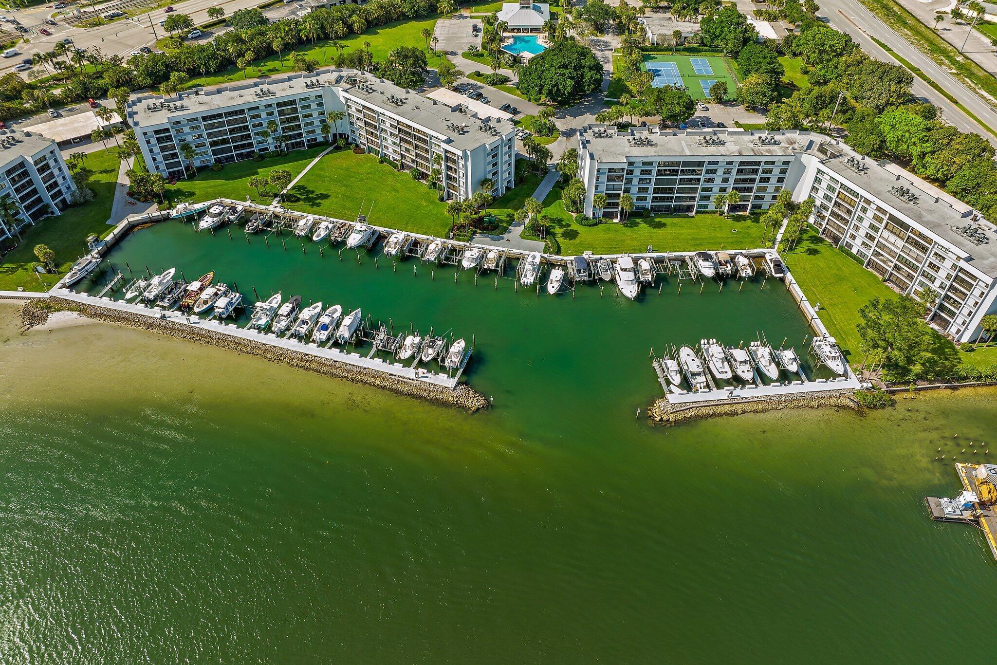JUPITER COVE CONDO - Residential