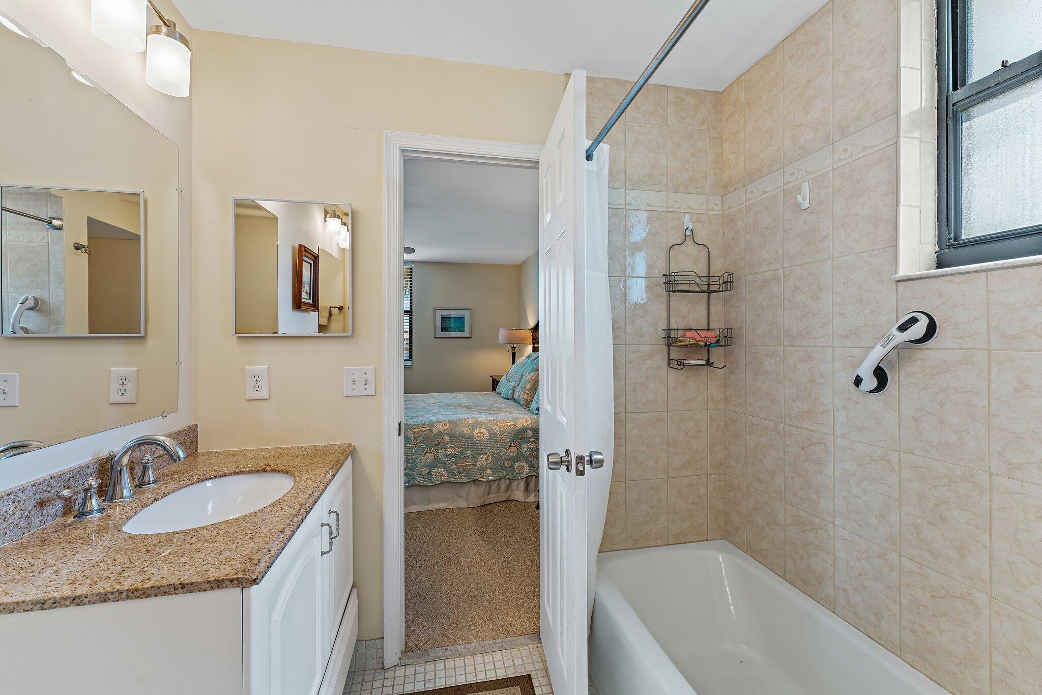 JUPITER COVE CONDO - Residential