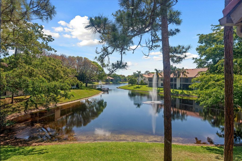 Photo of 5521 Coach House Circle #G, Boca Raton, FL 33486 (MLS # B26025793)