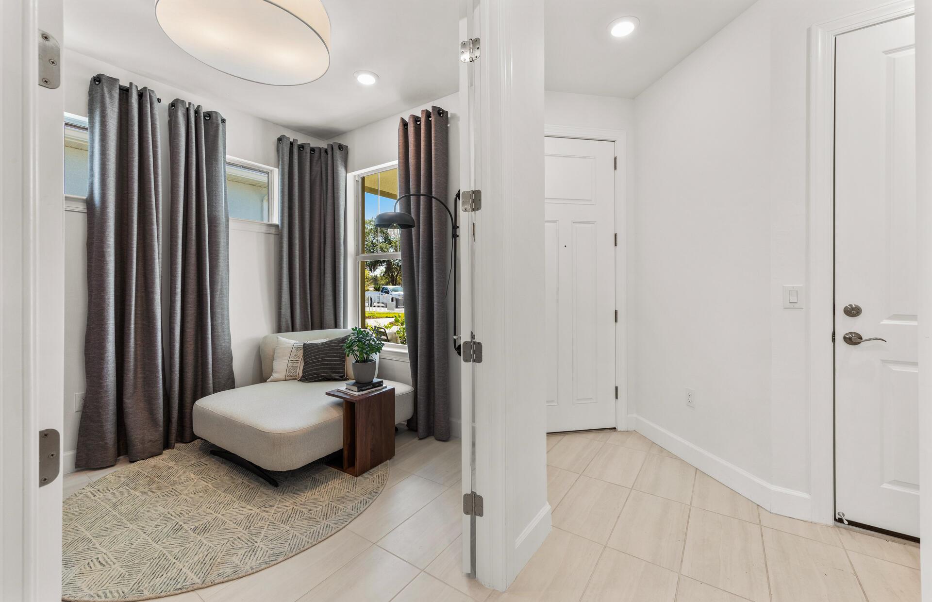 4421 Pinafore Street Contour 212