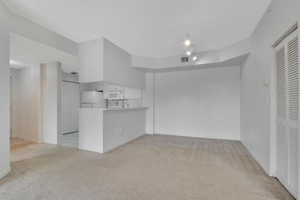 Photo of 2812 Grande Parkway #303, Palm Beach Gardens, FL 33410 (MLS # R10962050)