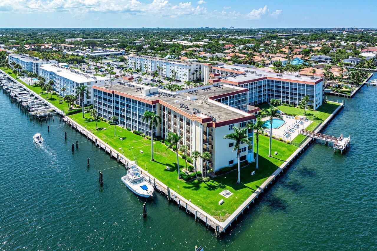 View North Palm Beach, FL 33408 condo