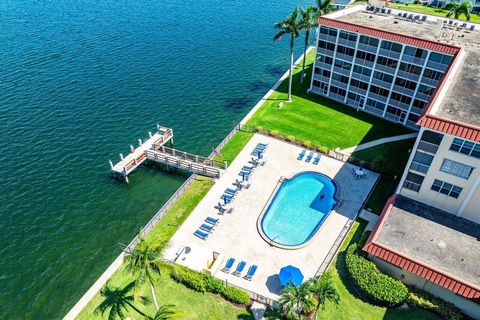 A home in North Palm Beach