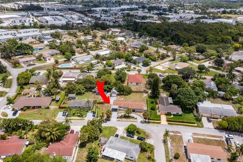 1701 Boardman Avenue SW West Palm Beach FL 33407