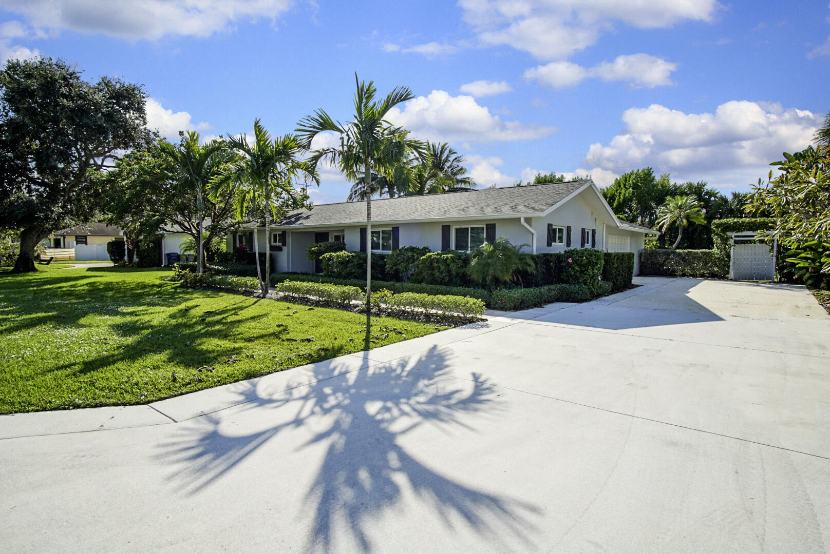 924 Pompano Drive