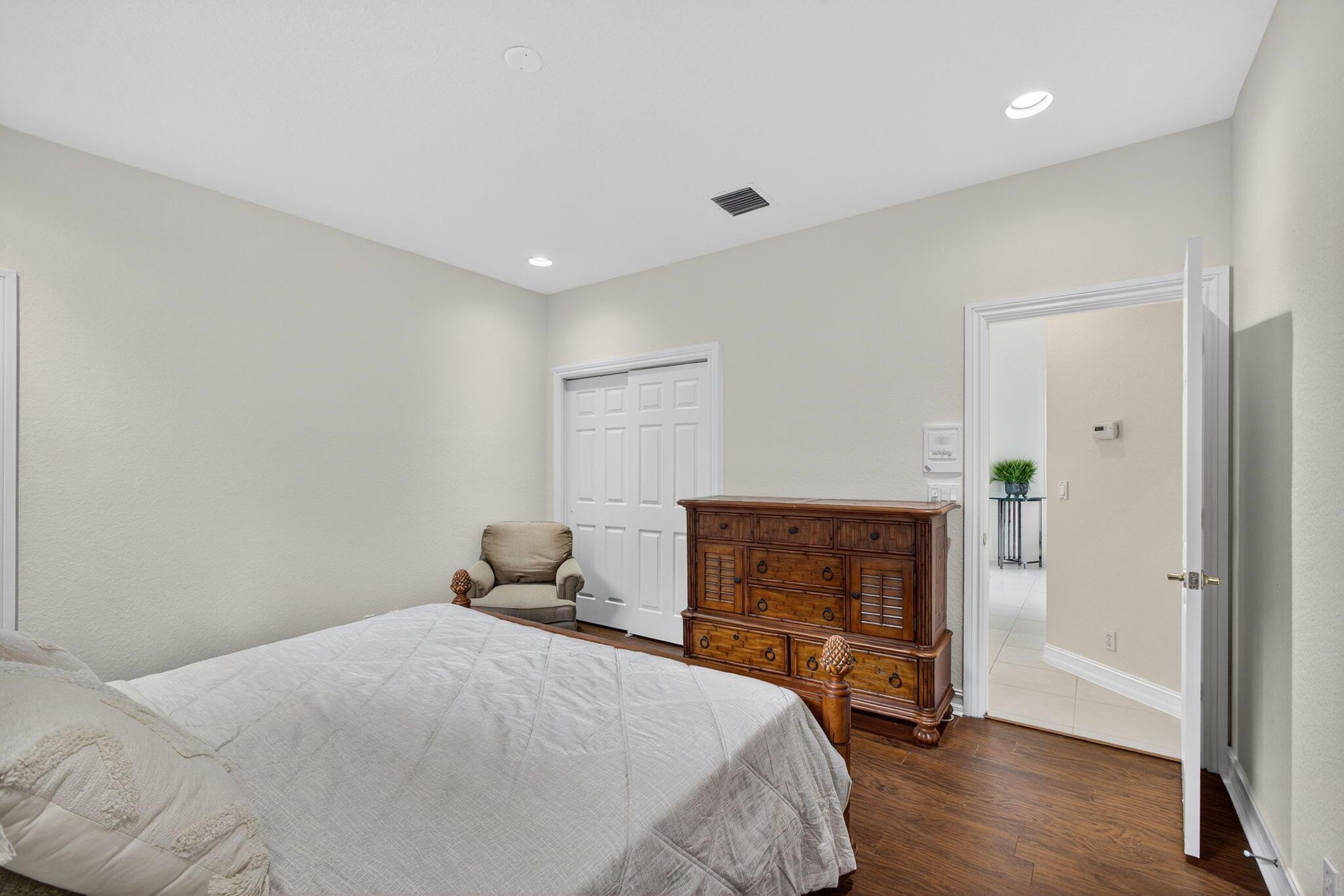 IBIS GOLF AND COUNTRY CLU - Residential