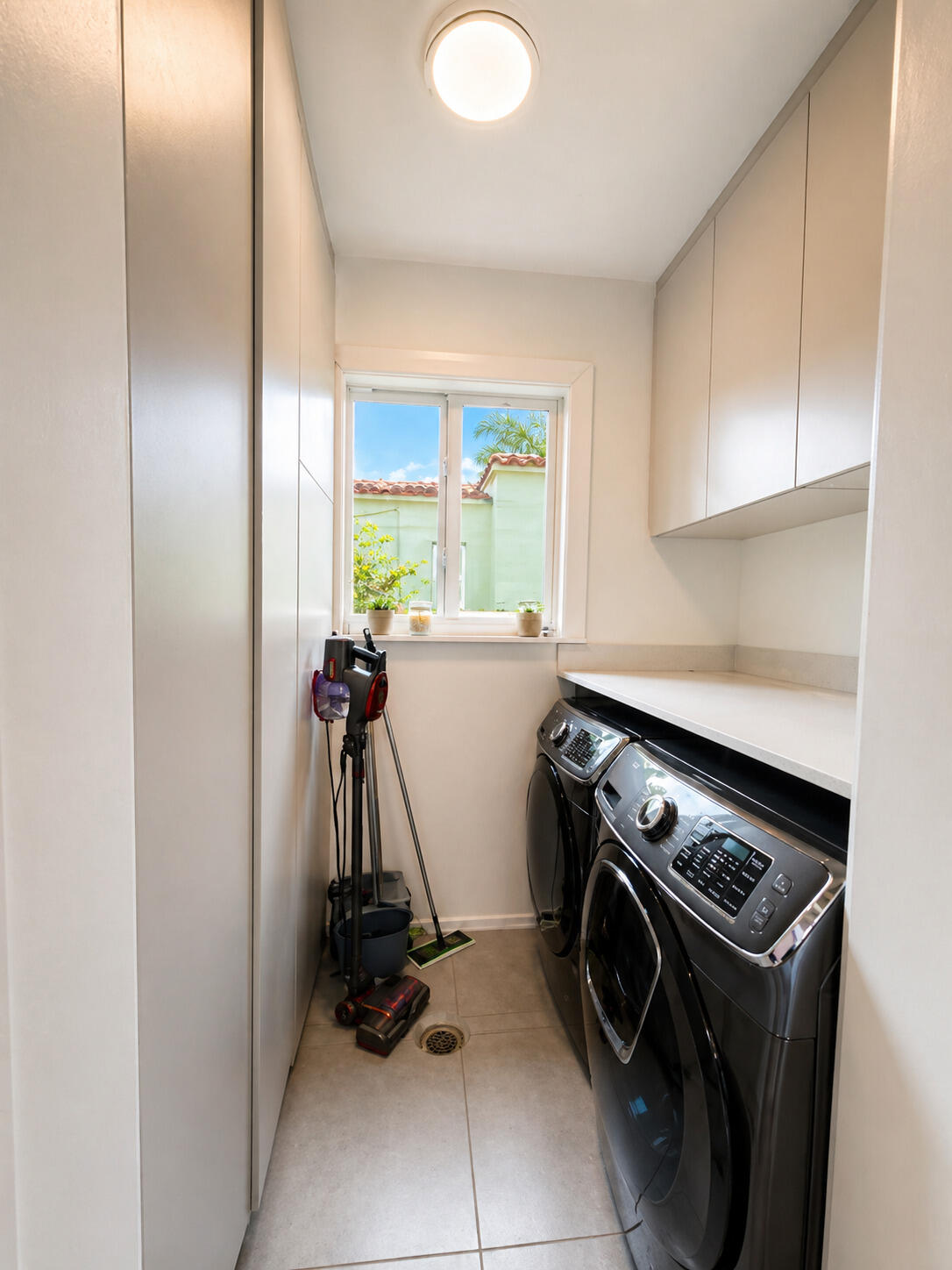 RIO VISTA ISLES - Residential