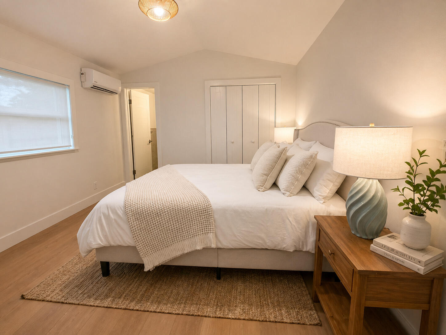 RIO VISTA ISLES - Residential