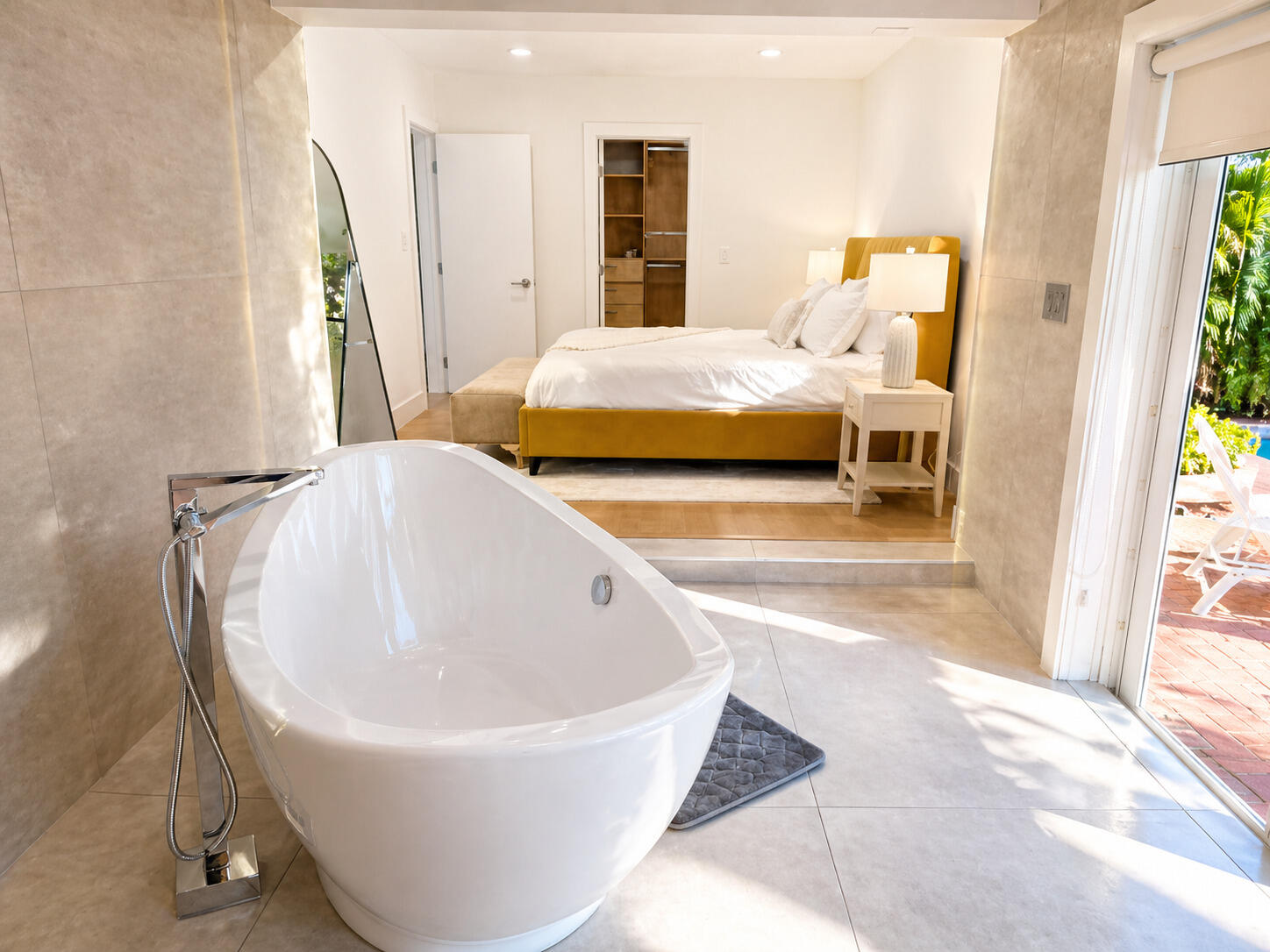 RIO VISTA ISLES - Residential