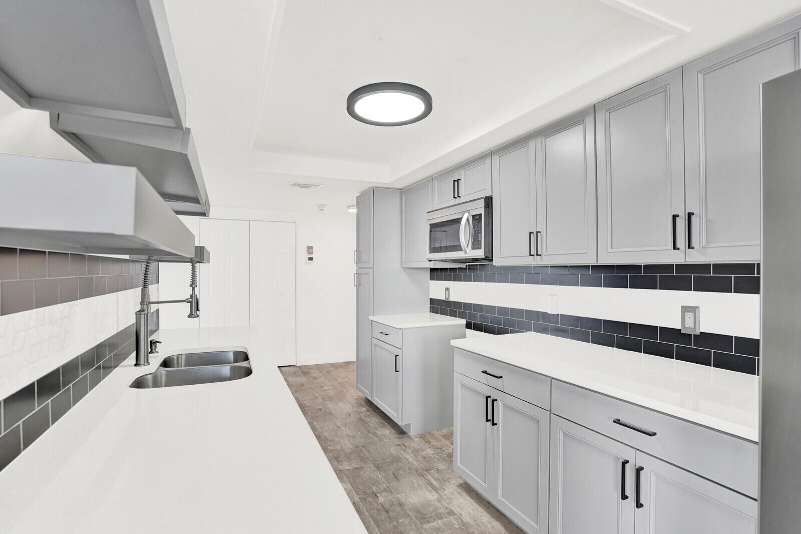 SEAGRAPE CONDO - Residential