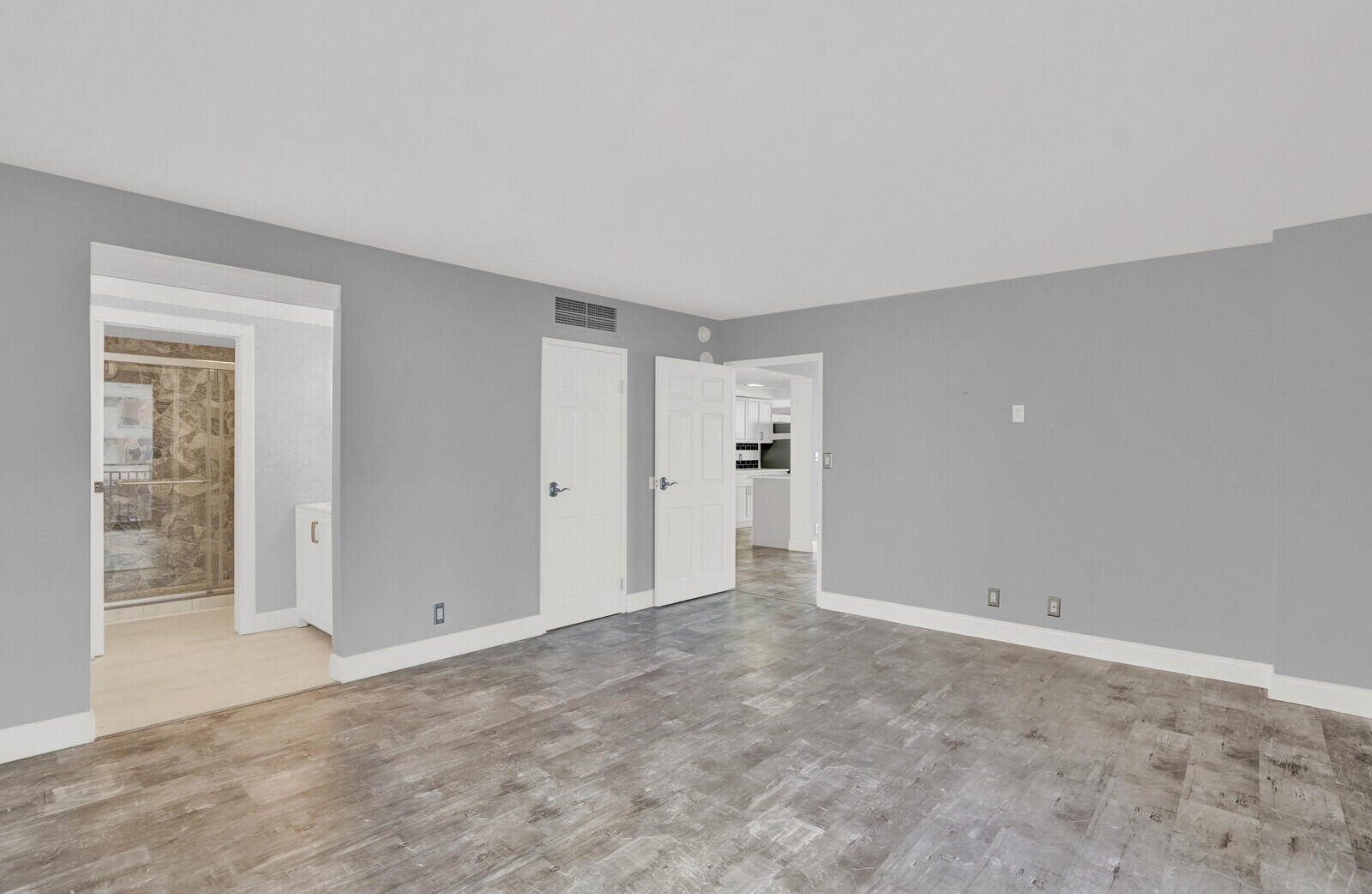 SEAGRAPE CONDO - Residential