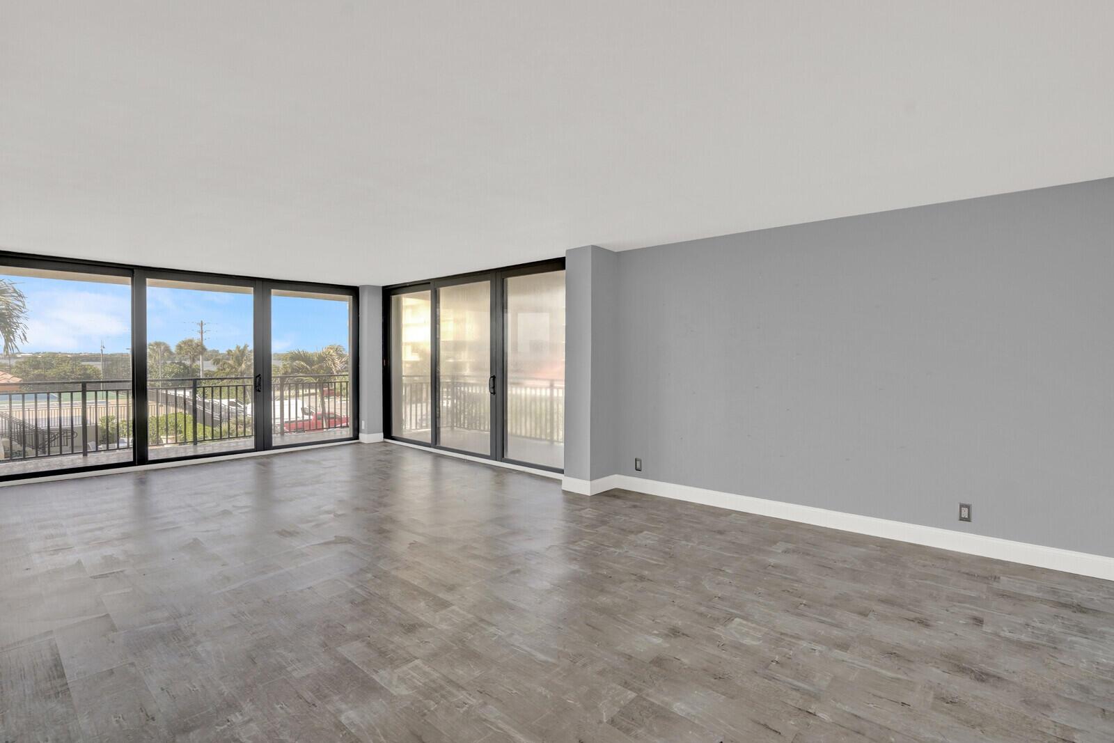 SEAGRAPE CONDO - Residential