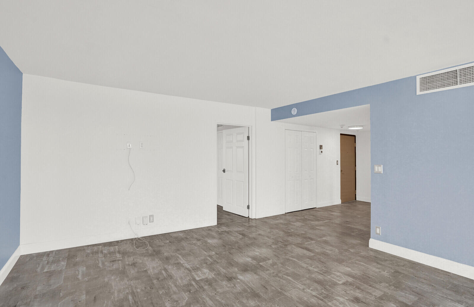 SEAGRAPE CONDO - Residential