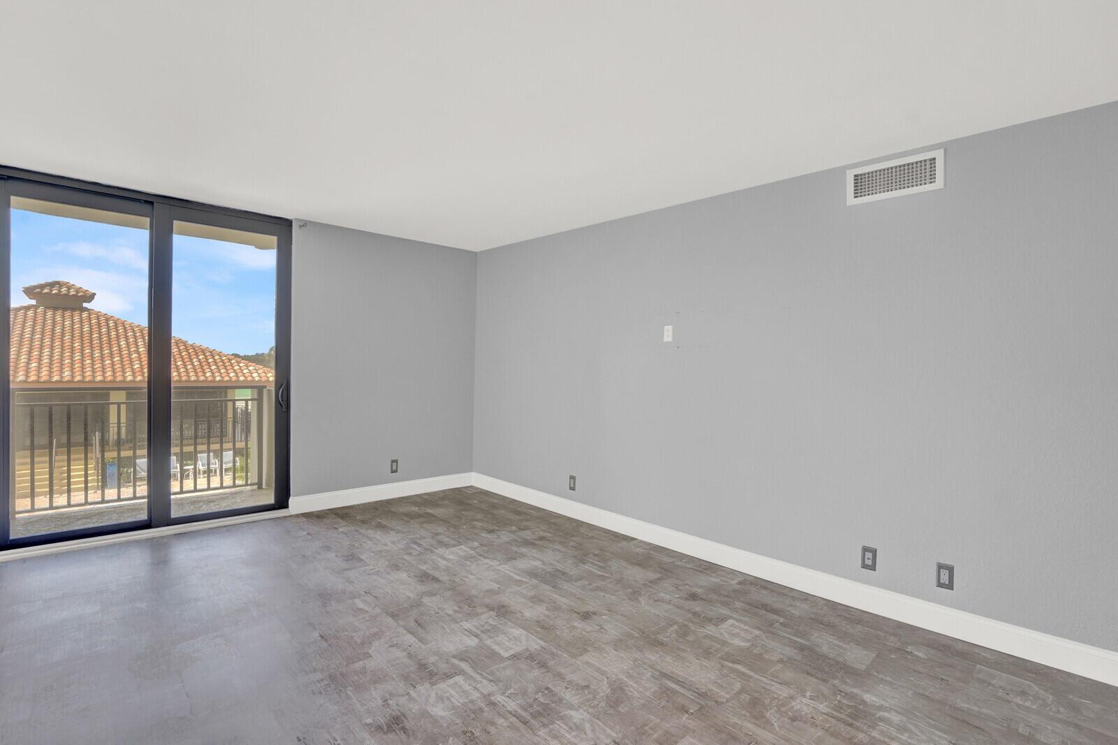 SEAGRAPE CONDO - Residential