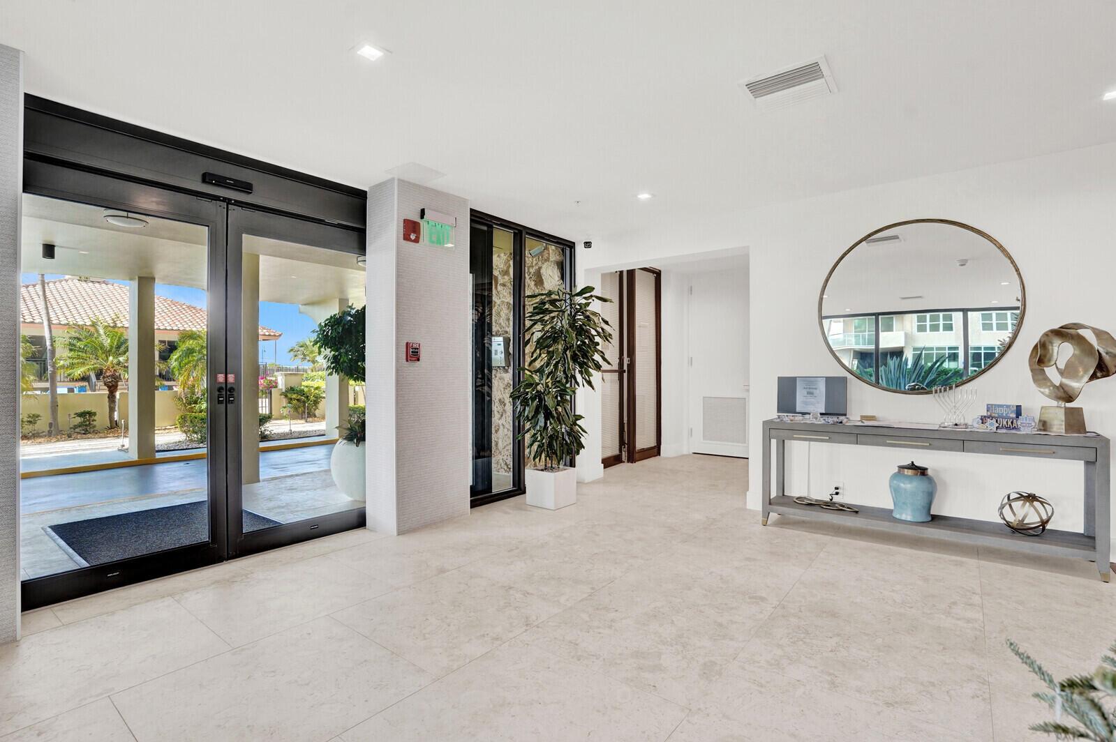 SEAGRAPE CONDO - Residential