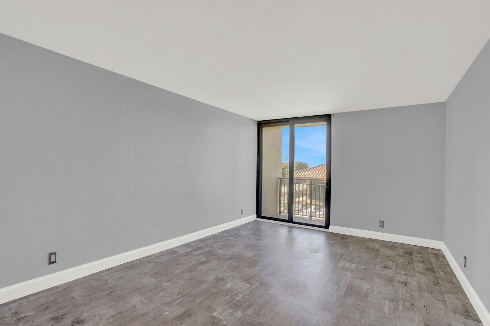 SEAGRAPE CONDO - Residential