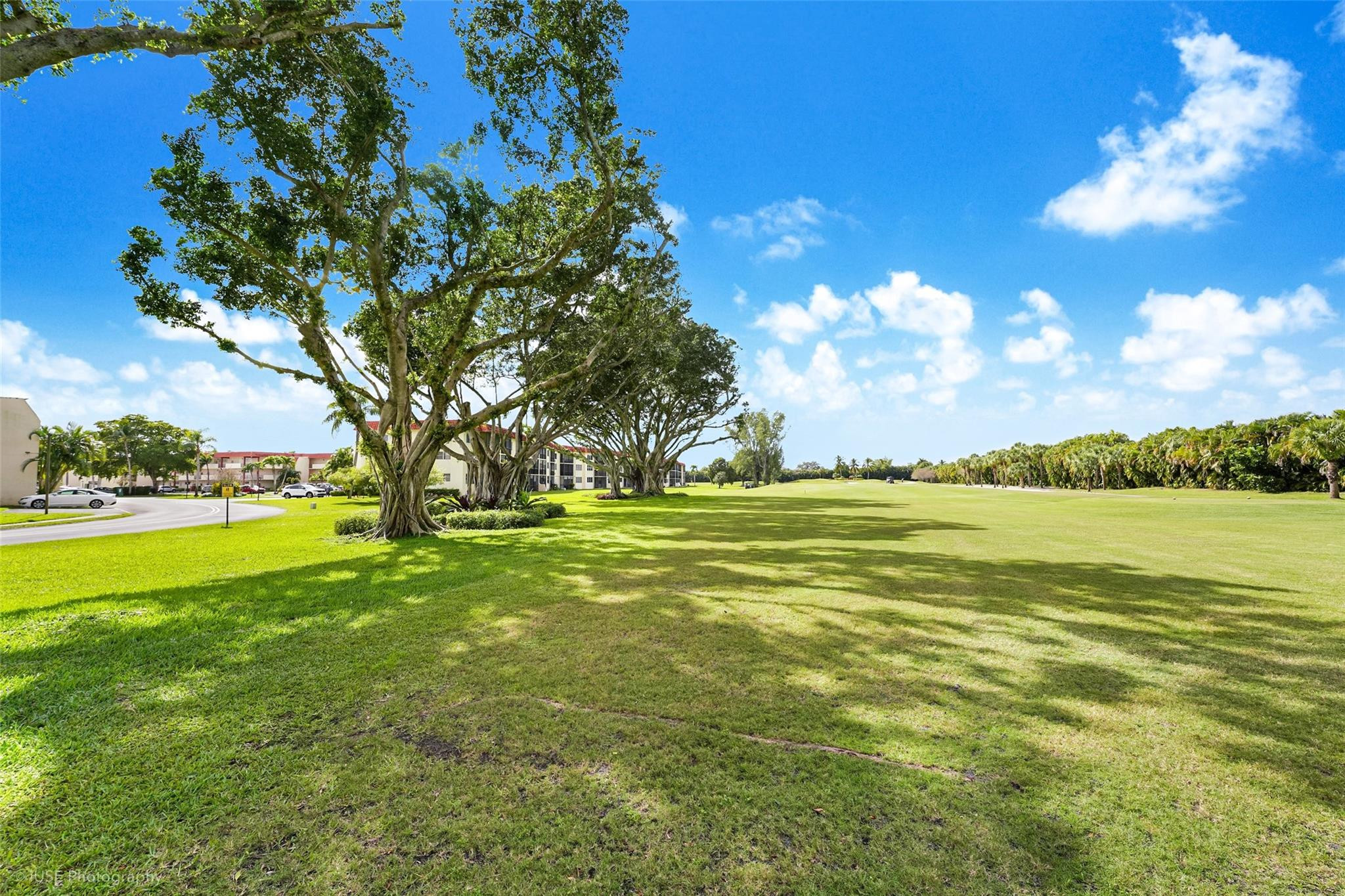 HOLLYBROOK GOLF AND TENNI - Residential