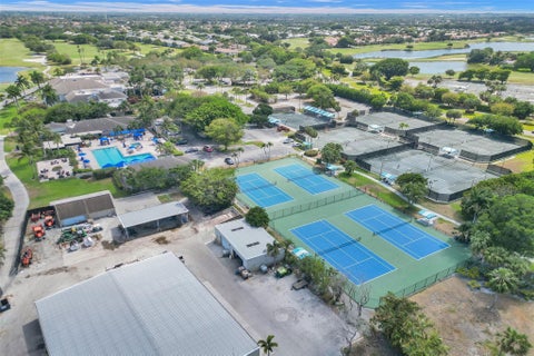 Tiny photo for 5577 Ainsley Court, Boynton Beach, FL 33437 (MLS # B26069992)