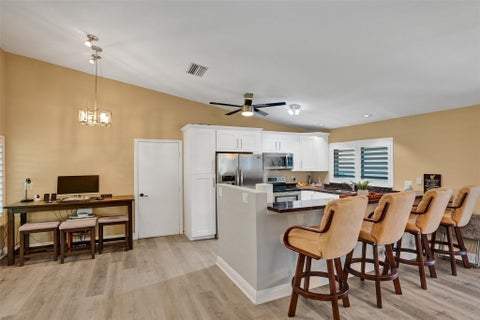 Tiny photo for 5577 Ainsley Court, Boynton Beach, FL 33437 (MLS # B26069992)