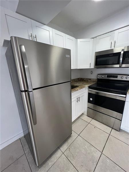 Fairview Amd 10-25 B - Residential Lease