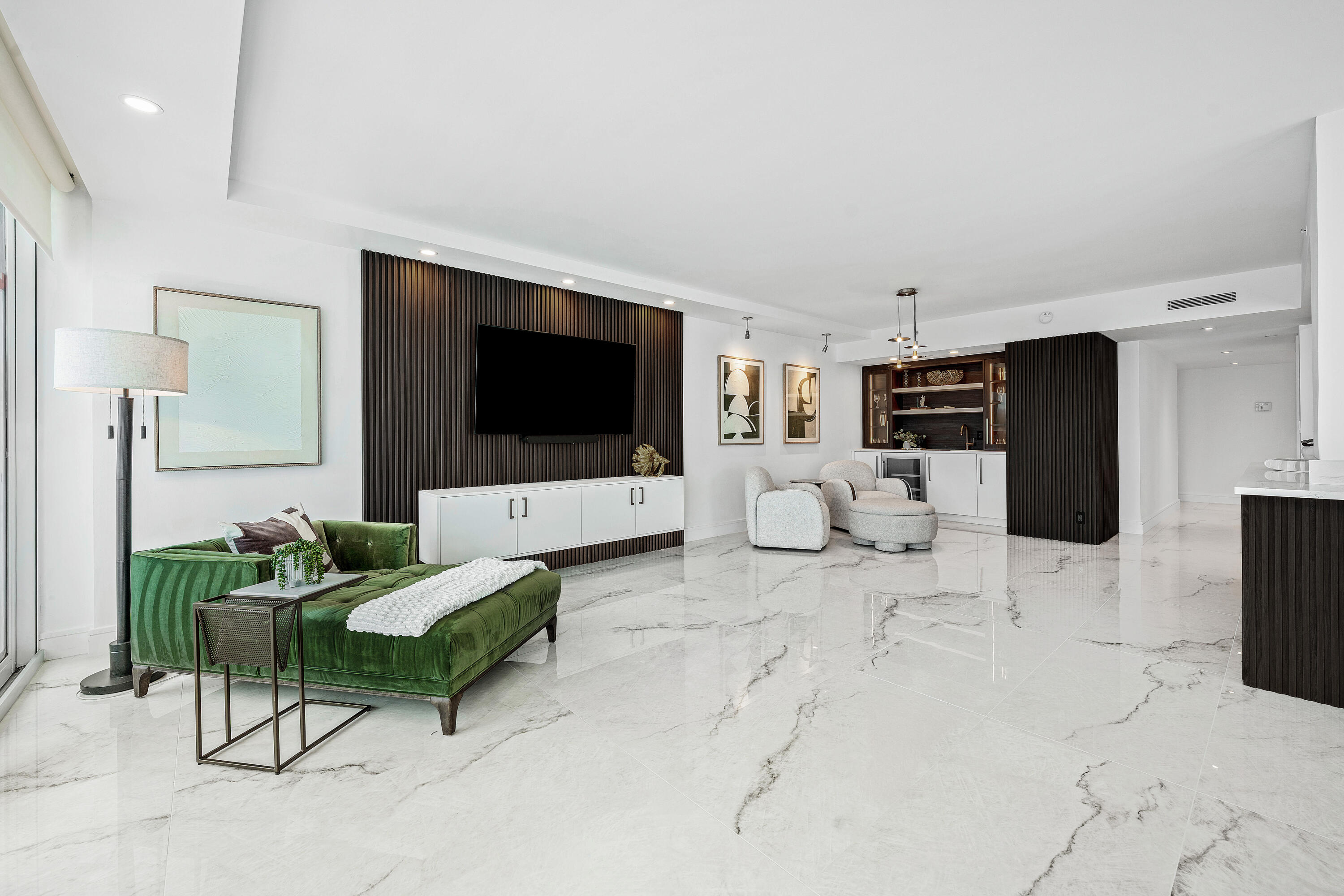 525 S Flagler Drive 15a